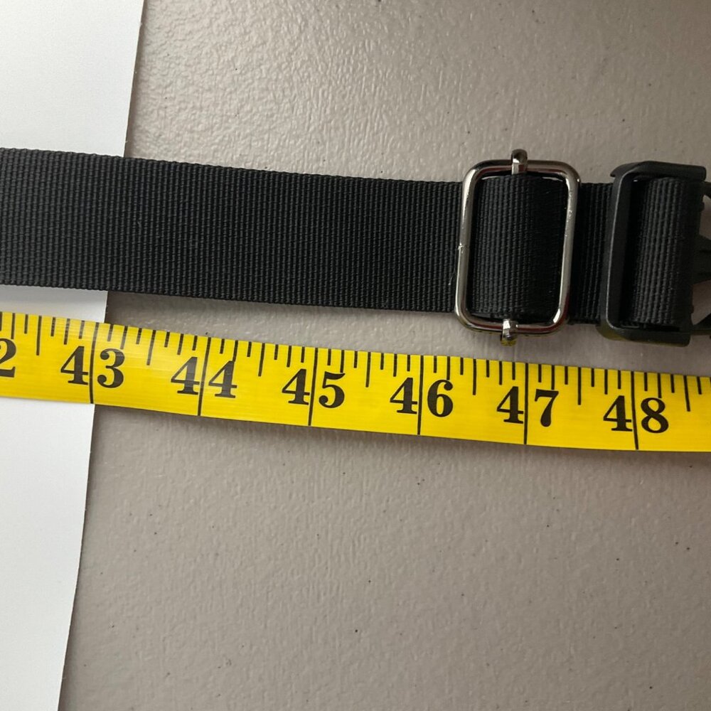 John Varvatos Fanny Pack Belt Bag Chest Travel Bag Sling Bag Gray Canvas 6.5"x11 - Picture 6 of 12